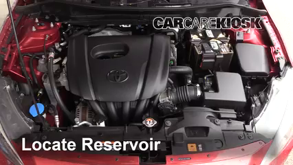 2016 Scion iA 1.5L 4 Cyl. Líquido limpiaparabrisas Agregar líquido